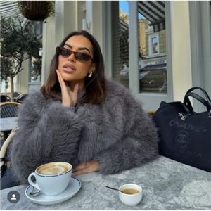 ZARA CROPPED FAUX FUR JACKET